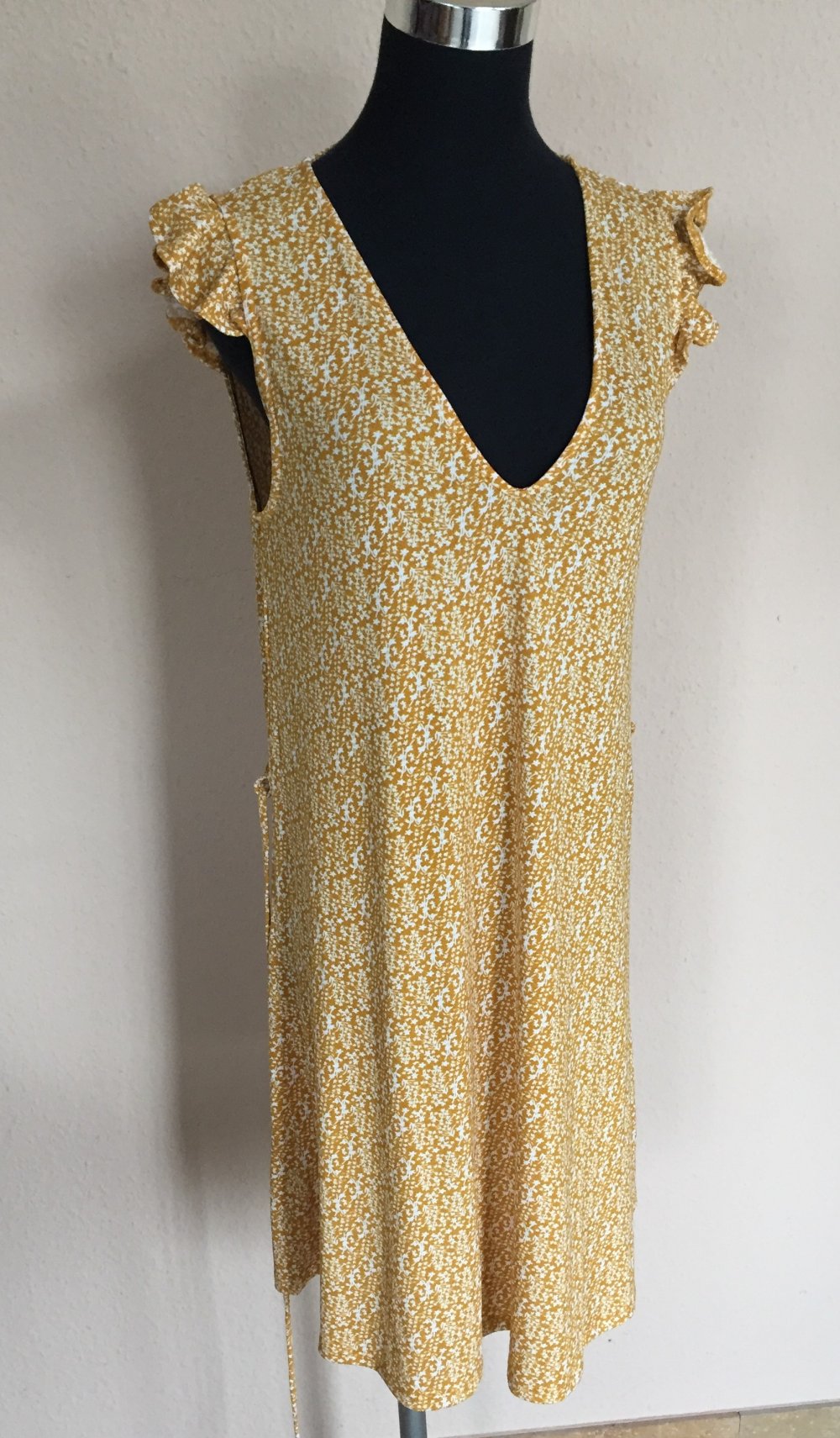 Mango Blümchem Kleid Gr.S/M mit Gürtel Curryfarben geblümt