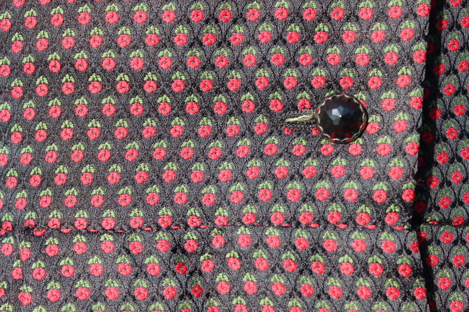 schwarzes True Vintage Dirndl mit Rosenmuster, ca. Größe 38, komplett mit Schürze, Festtagstracht