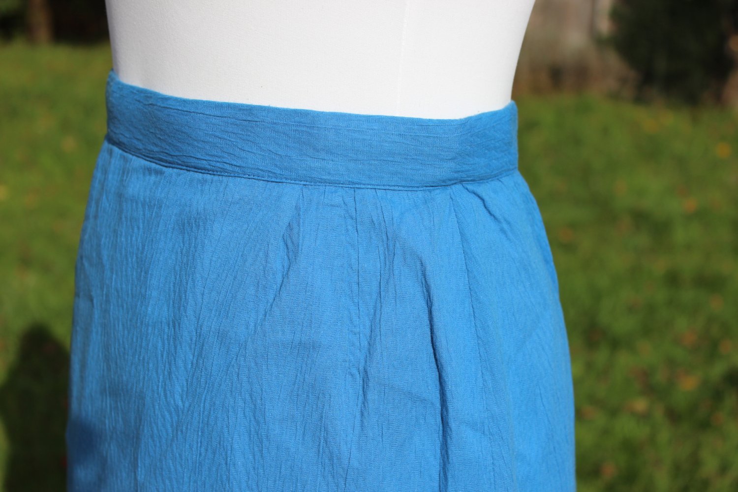 blauer True Vintage Taillenrock mit Struktur, Unikat, ca. Größe 38