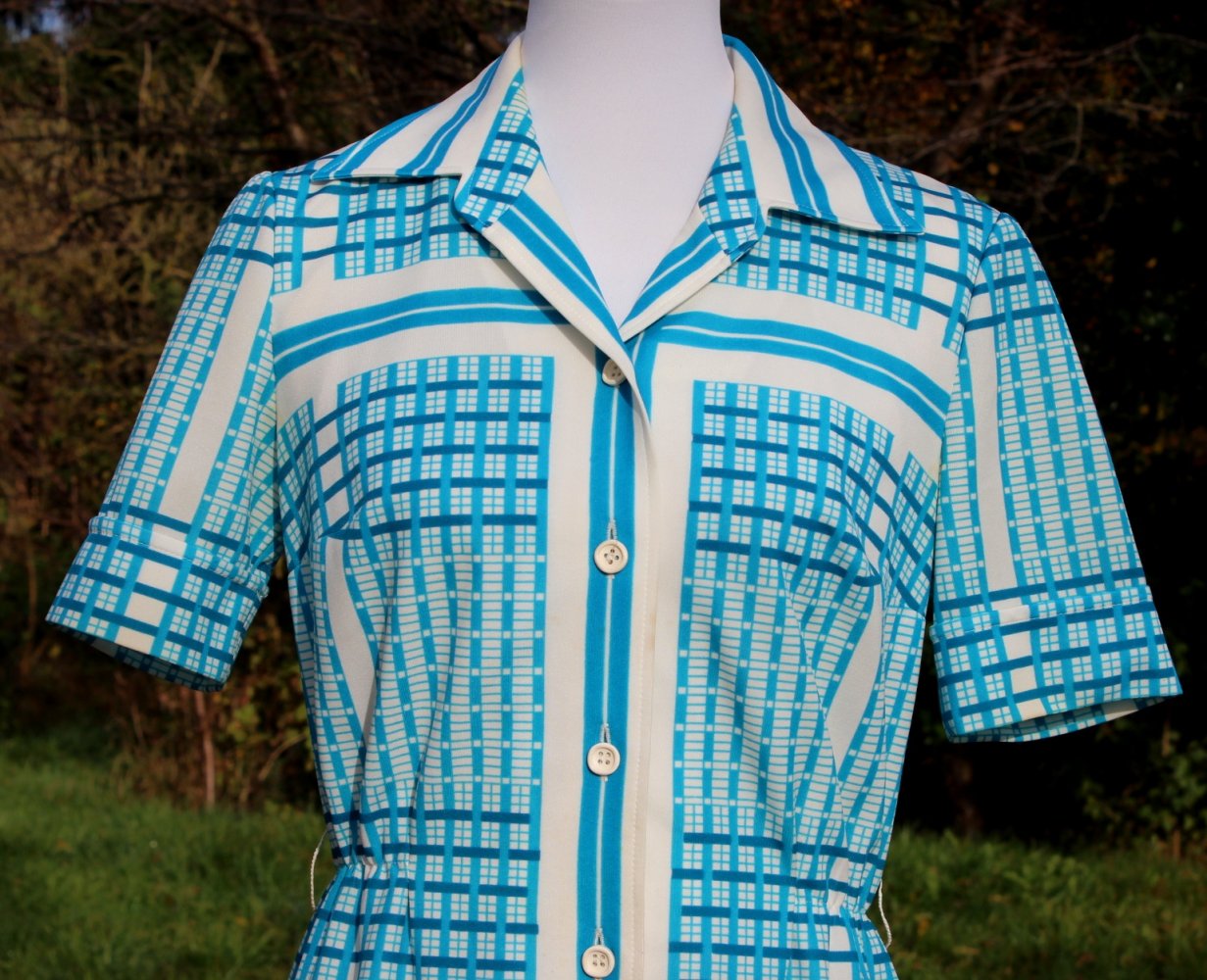weiß hellblaues True Vintage Kleid mit Streifenmuster, ca. Größe 38, Ara Modell, Sommerkleid, 1970er