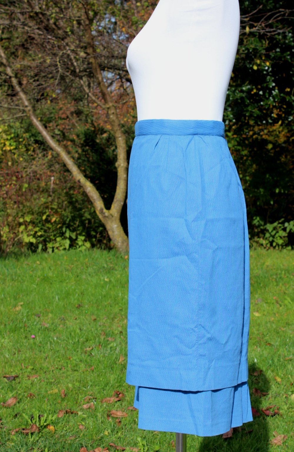 blauer True Vintage Taillenrock mit Struktur, Unikat, ca. Größe 38