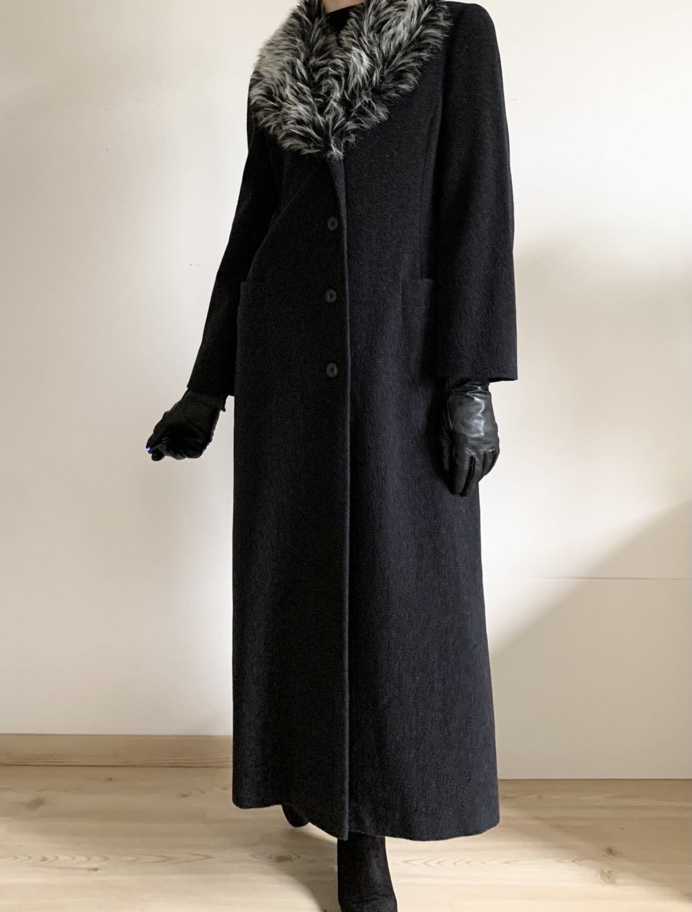 bezaubernder langer exklusiverVintage Retro y2k schwarz grauer Wollmantel mit Webpelzkragen
