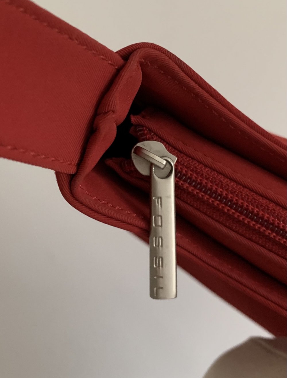 hochwertige knallrote y2k 2000 vintage retro Handtasche baguettebag länglich