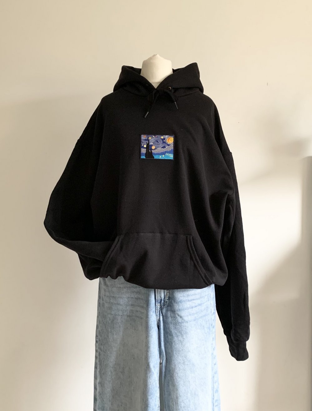 schwarzer Hoodie oversized Van Gogh Sternennacht Stickerei unisex