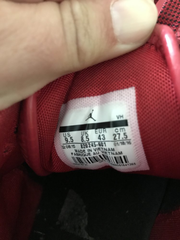 JORDAN SNEAKER IN GRÖSSE 43