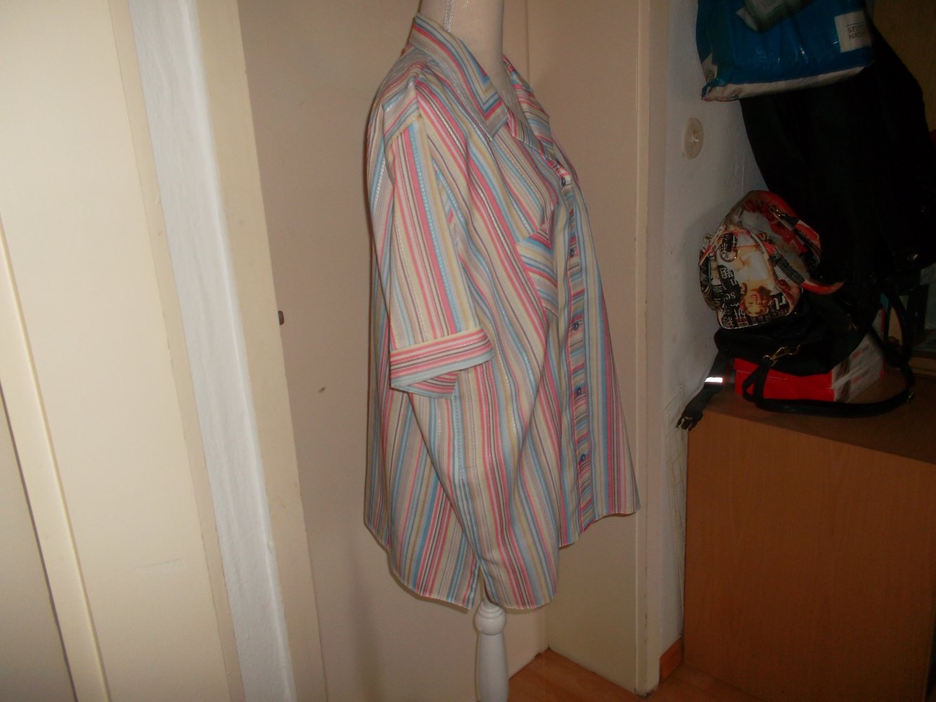 neue schicke sommerbluse,gr,xxl,kurzarm,bunte längliche streifen