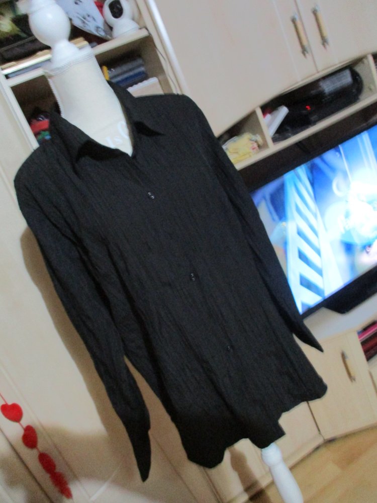 neue schwarze bluse,grösse 46,von okay,langarm