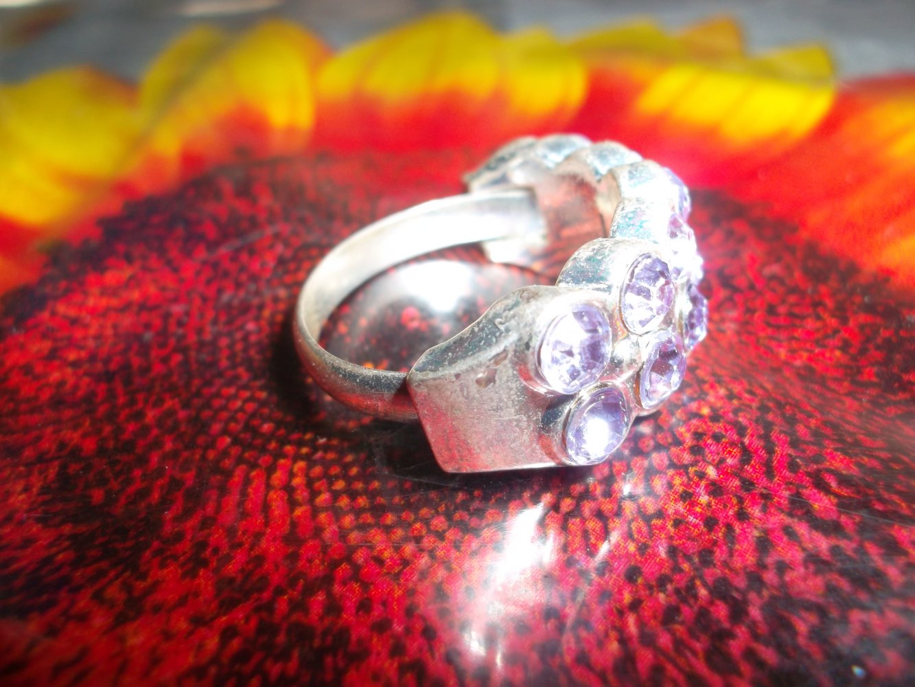 neu,ring,von levyr,lilane steinchen