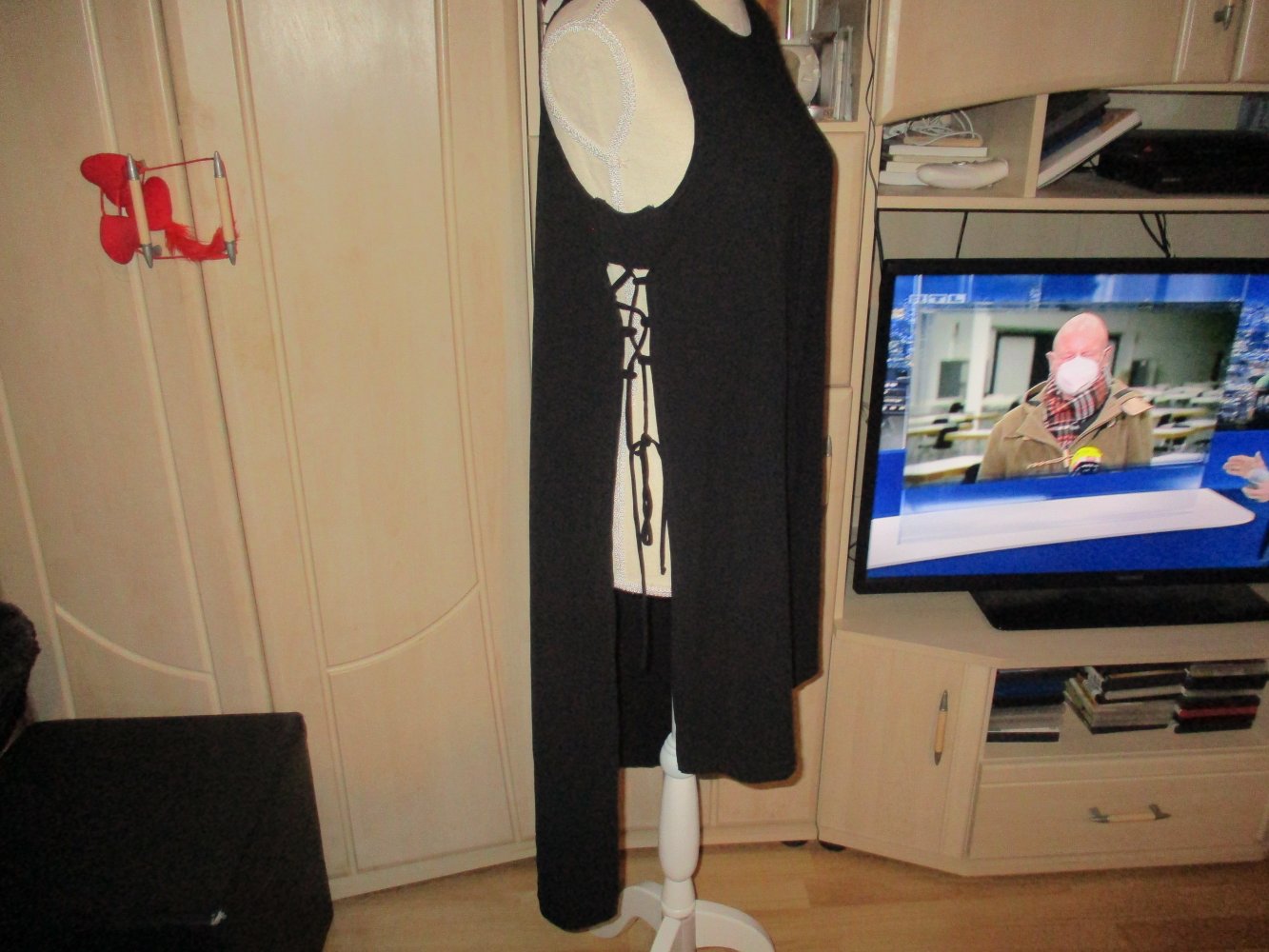 neu, longbluse/kleid. schwarz. asos. grösse 38
