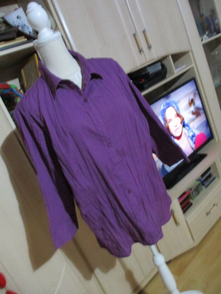 neue bluse,schönes sattes lila,gr.48,von bexleys woman,crinklestoff,