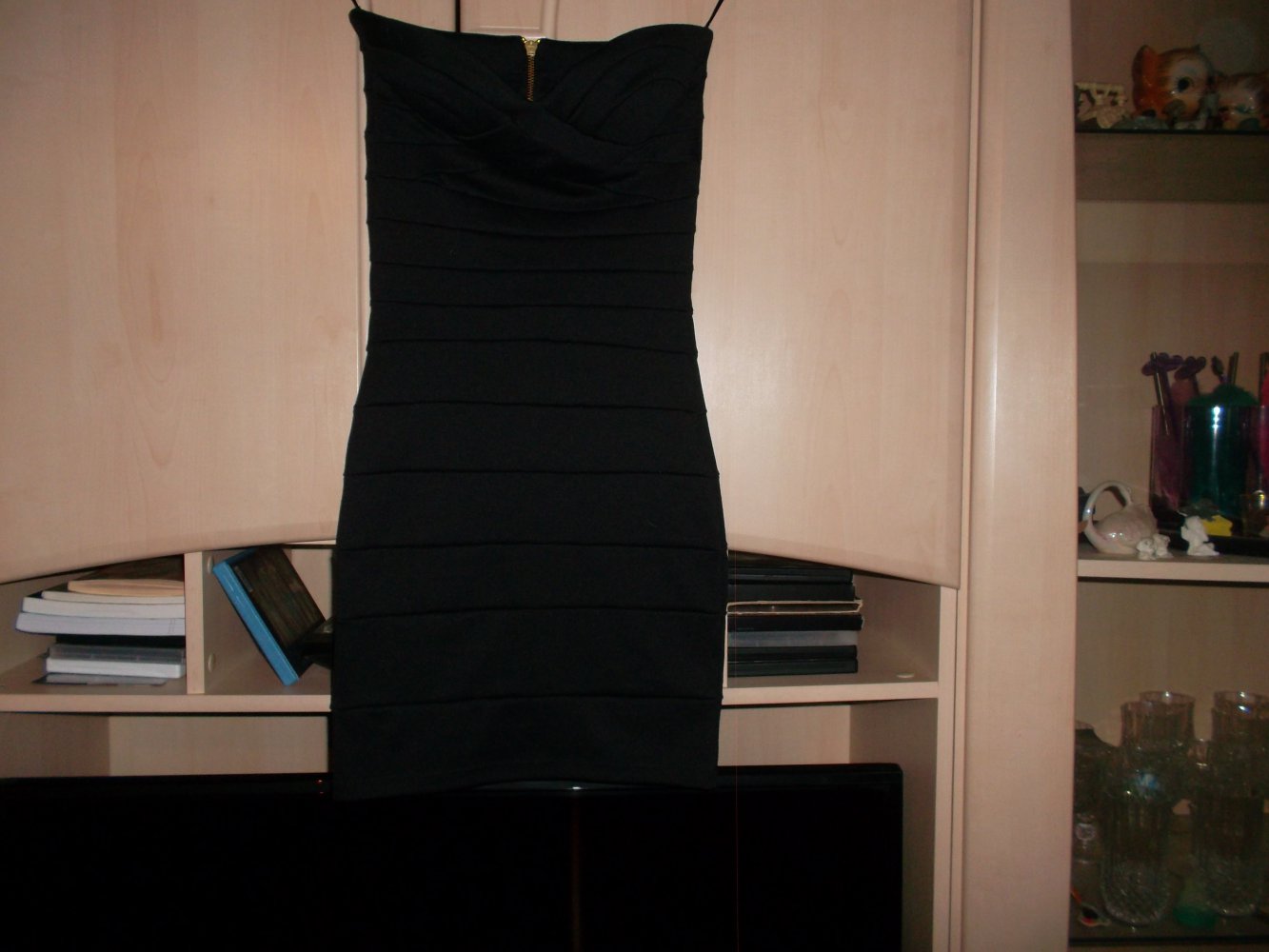 neues schwarzes kleid,grösse 32