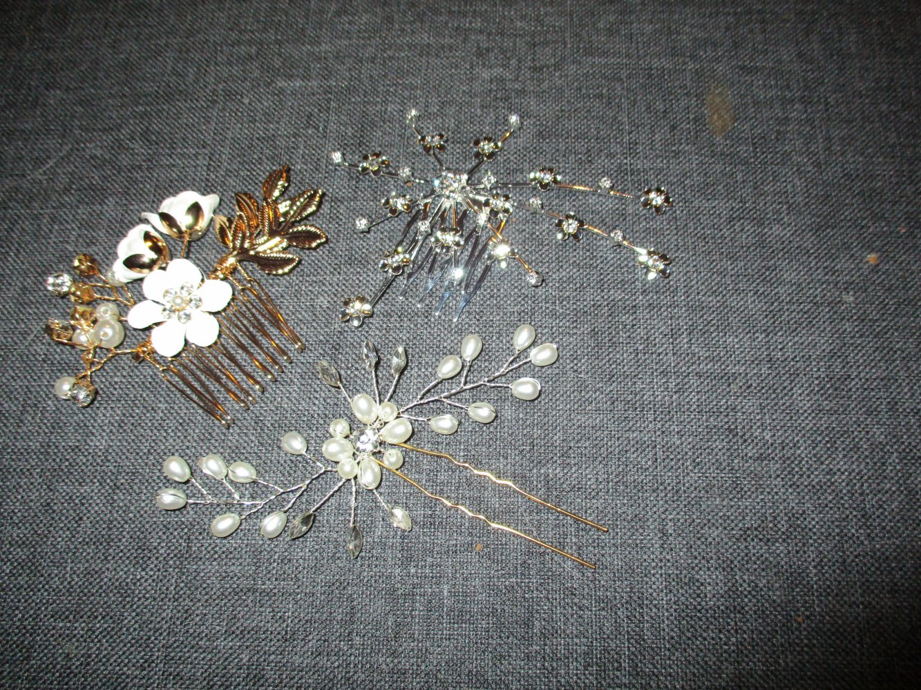 neu,3 teiliger ( mädchen/frauen ) haarschmuck, silber und goldfarben, blumen, steinchen, perlen