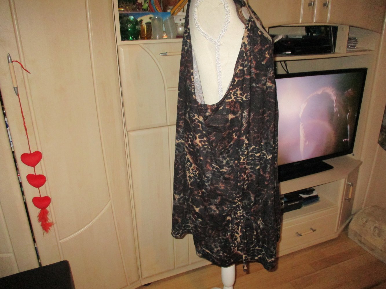 neuwertiges hängerchen/kleidchen,schwarz,braun,beige,grösse 5 xl,janina