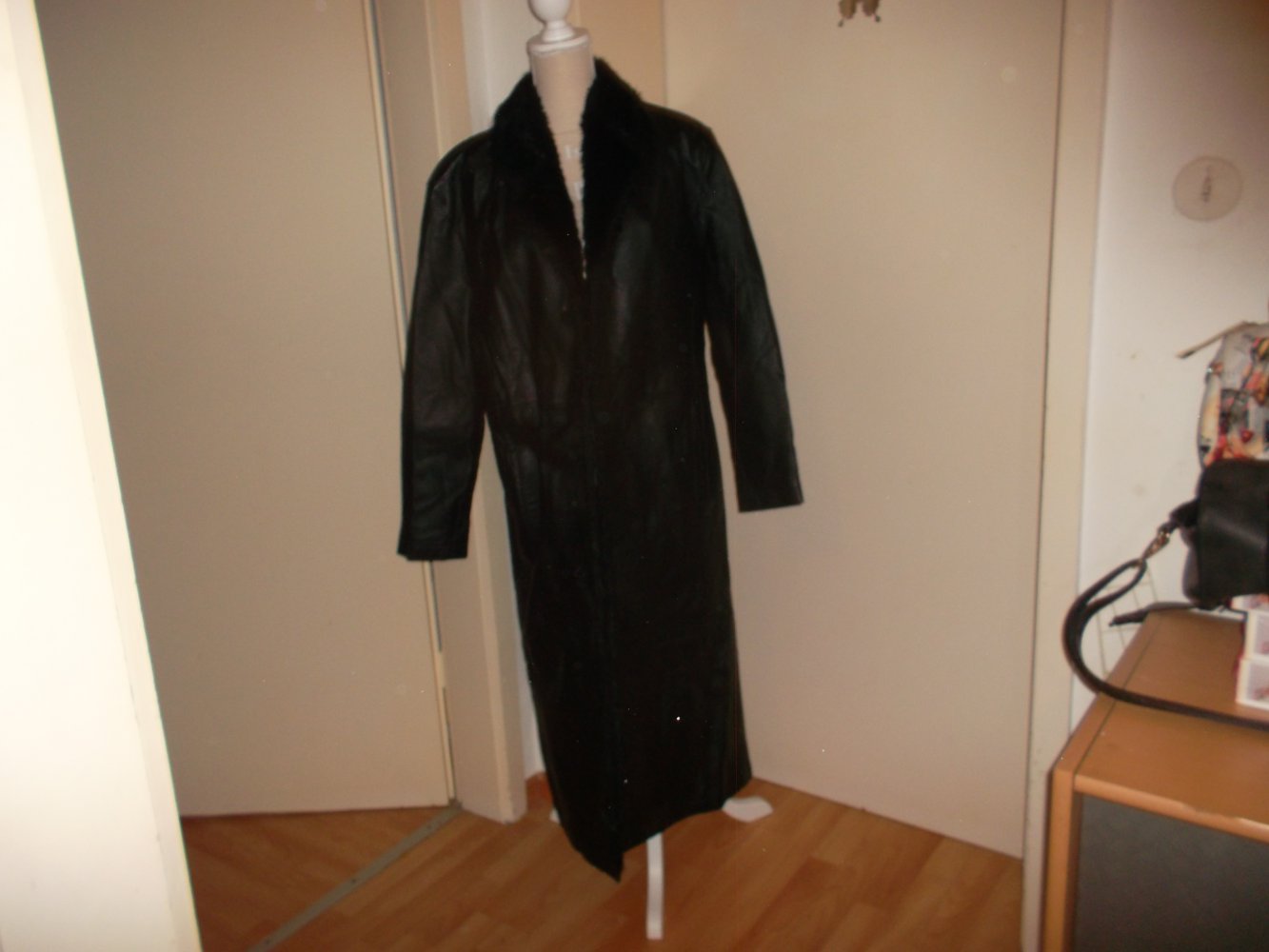 echter ledermantel,gr. s,schwarz,neuwertig,lang,angelo litrico