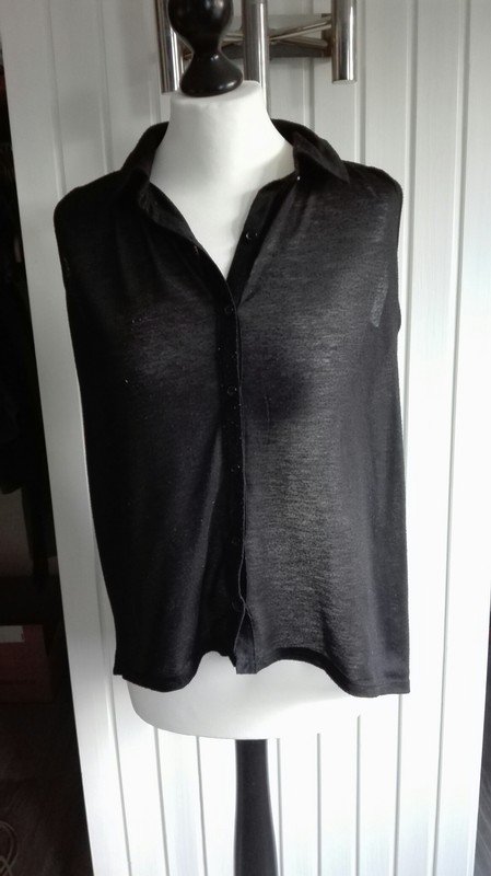 Schwarze Vokuhila Bluse