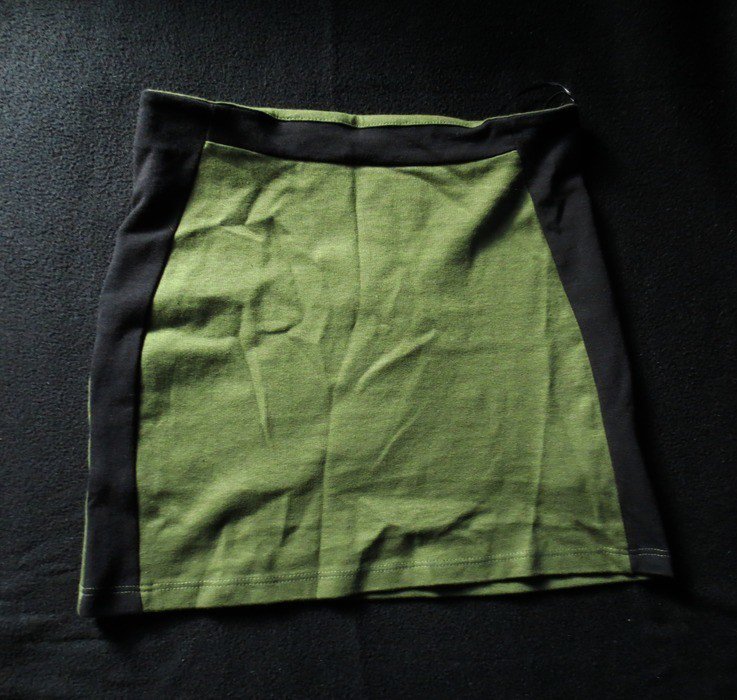 Rock in Khaki und Schwarz/Dunkelbraun