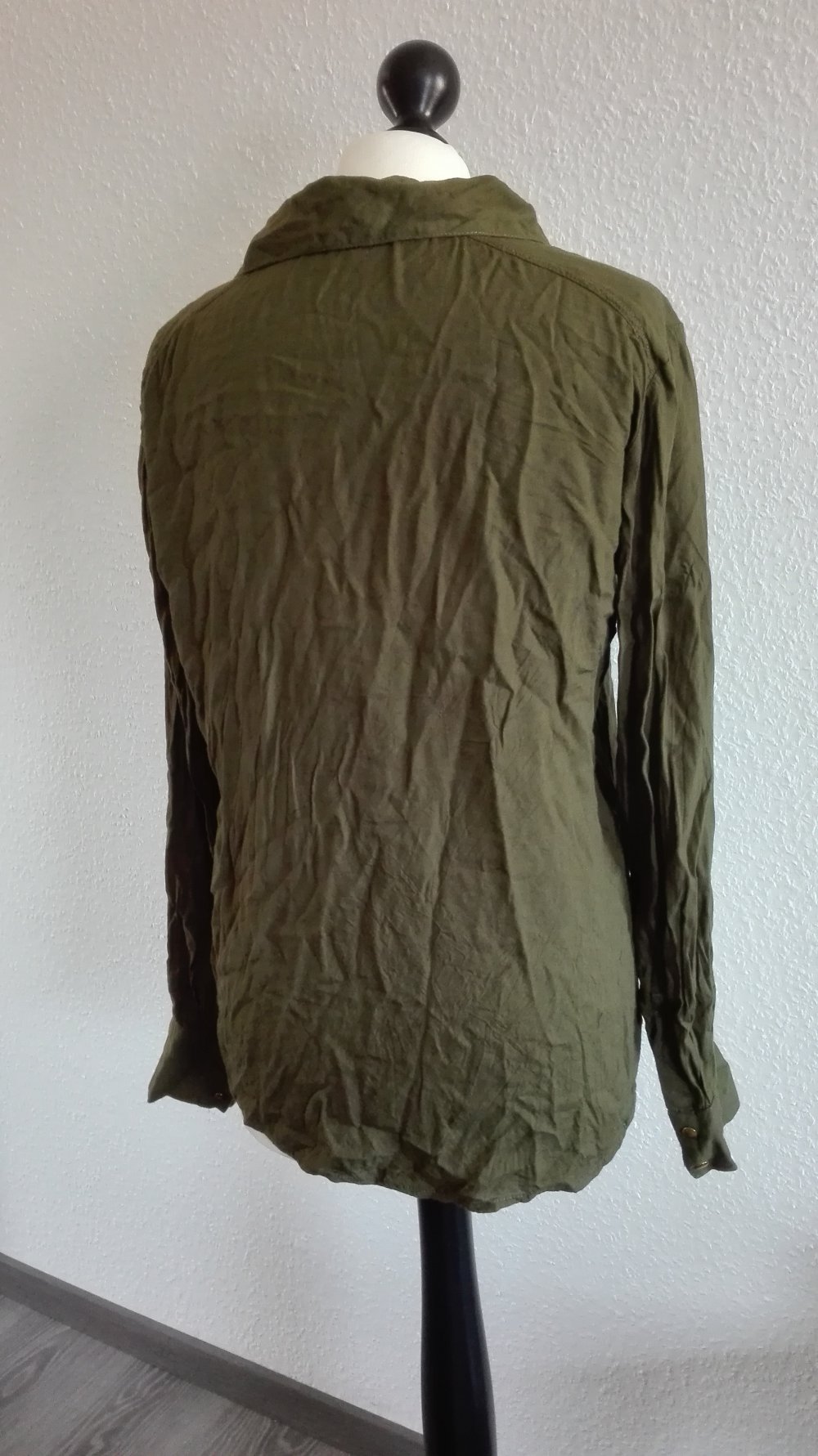 Dunkelgrüne Army Bluse