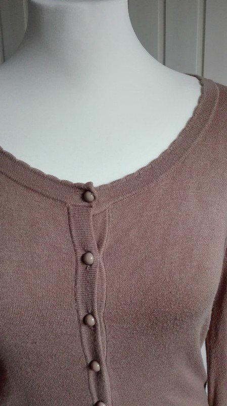 Beige farbener Cardigan