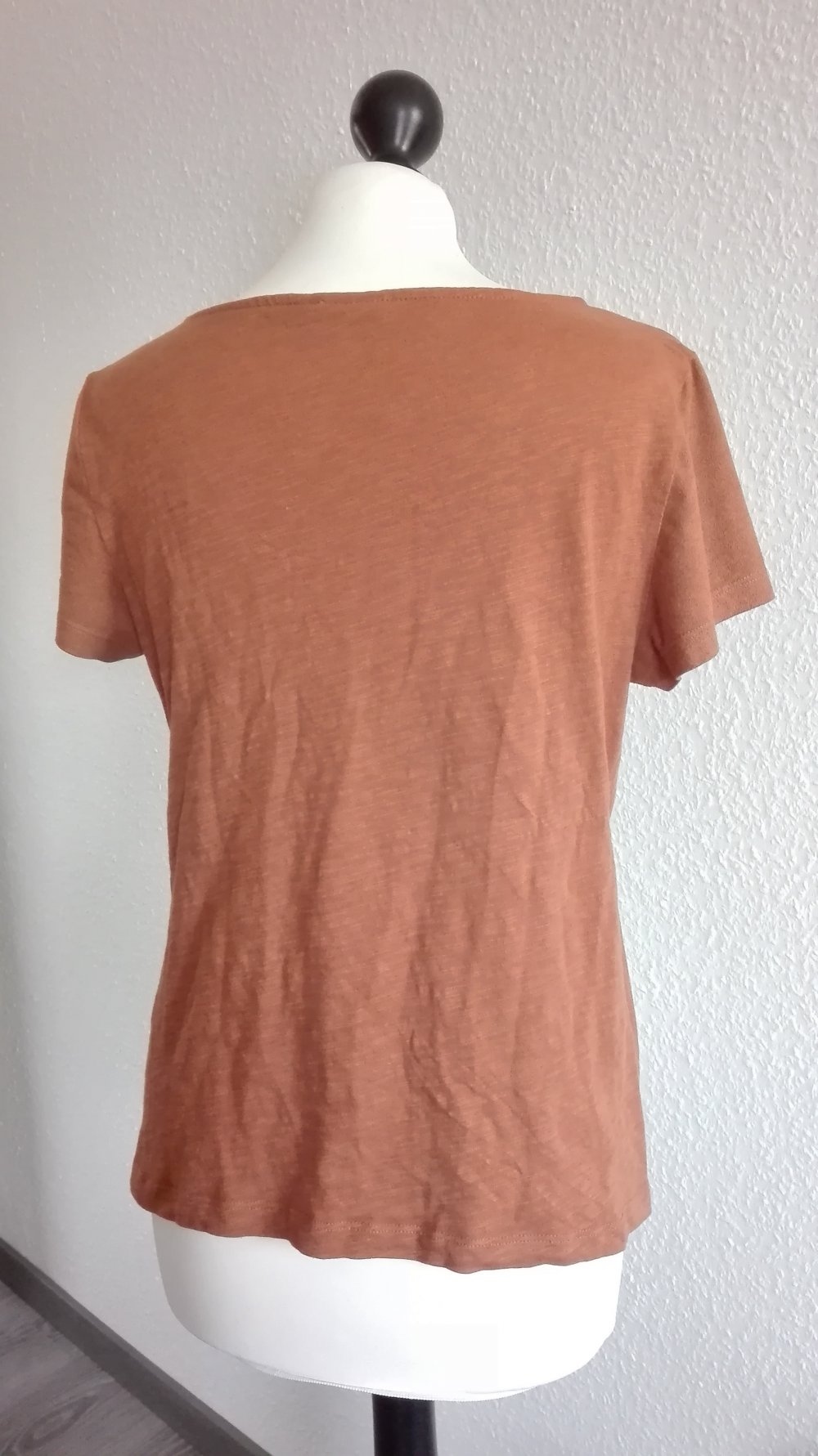 Wildlederoptik Shirt mit Cutout Muster