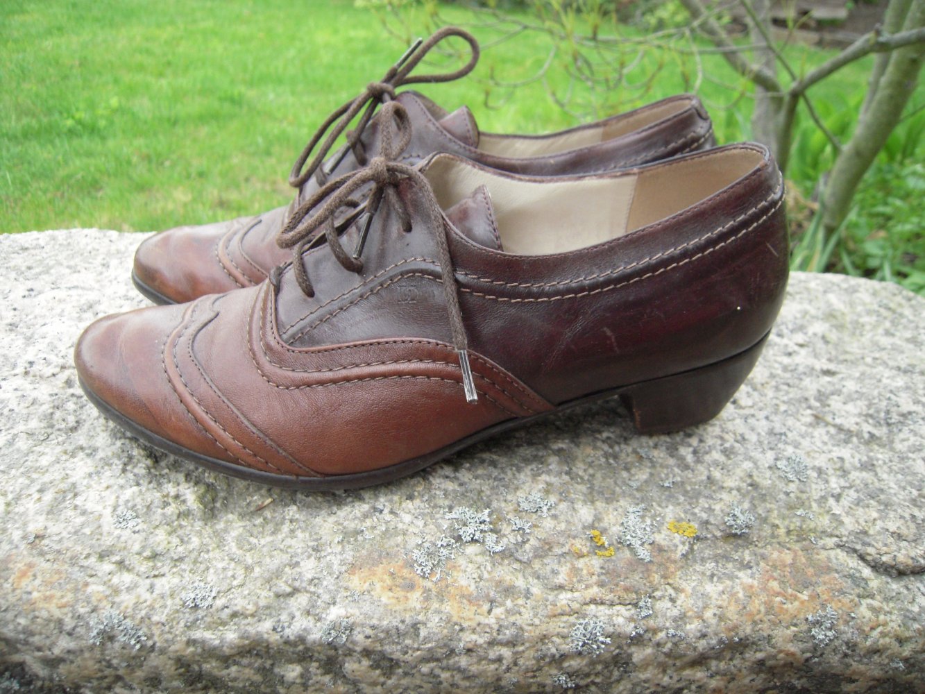 Schnürschuh Absatz