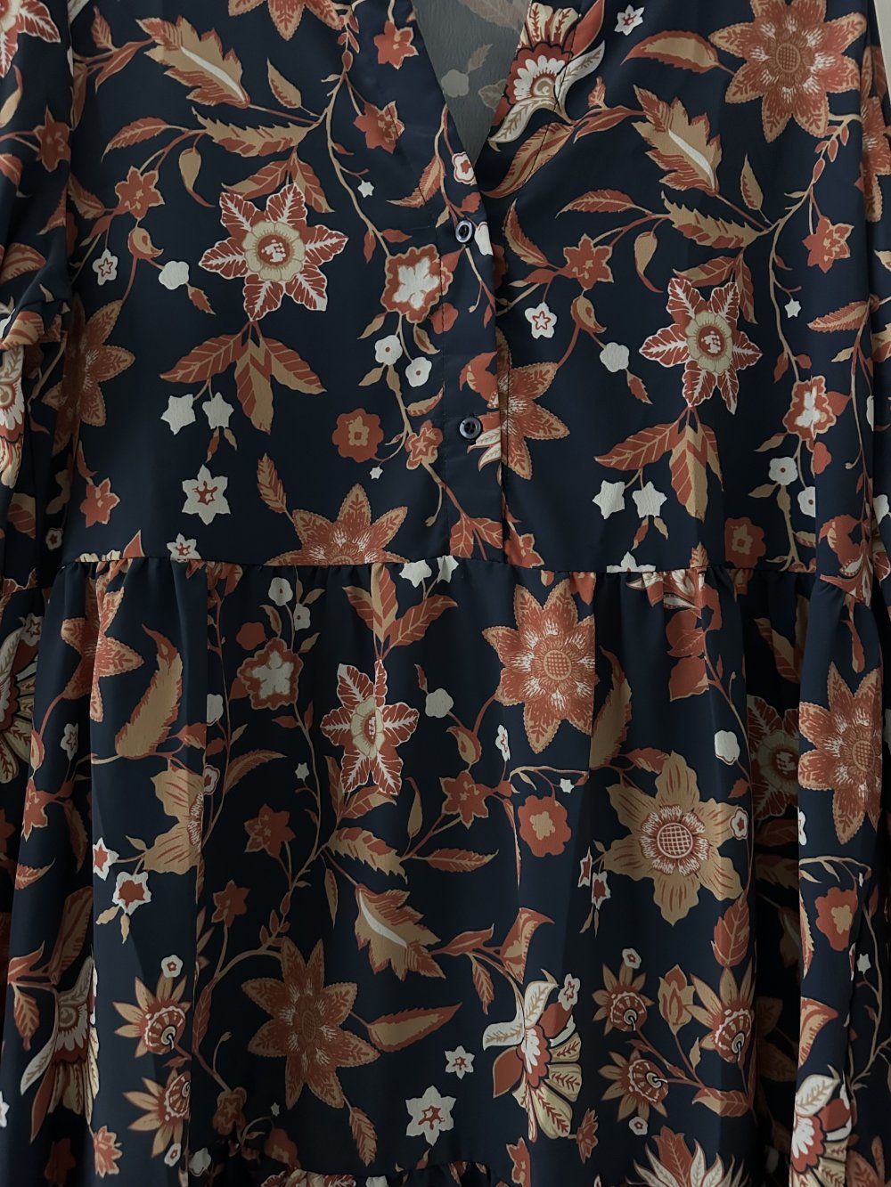 Sehr schickes Blumenkleid