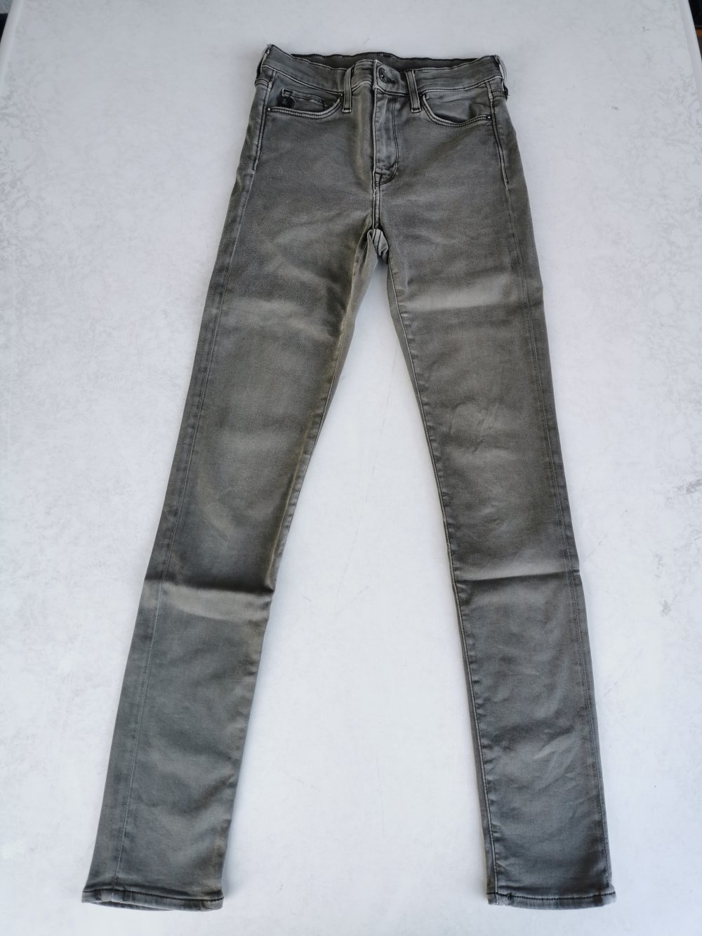 Dunkelgrüne Jeans von H&M