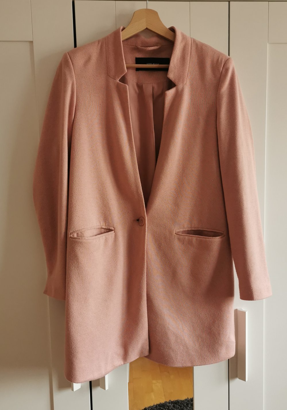 Schicker rosa Mantel von Vero Moda