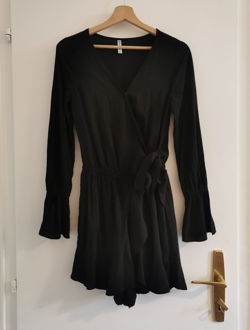 Cooler schwarzer Jumpsuit