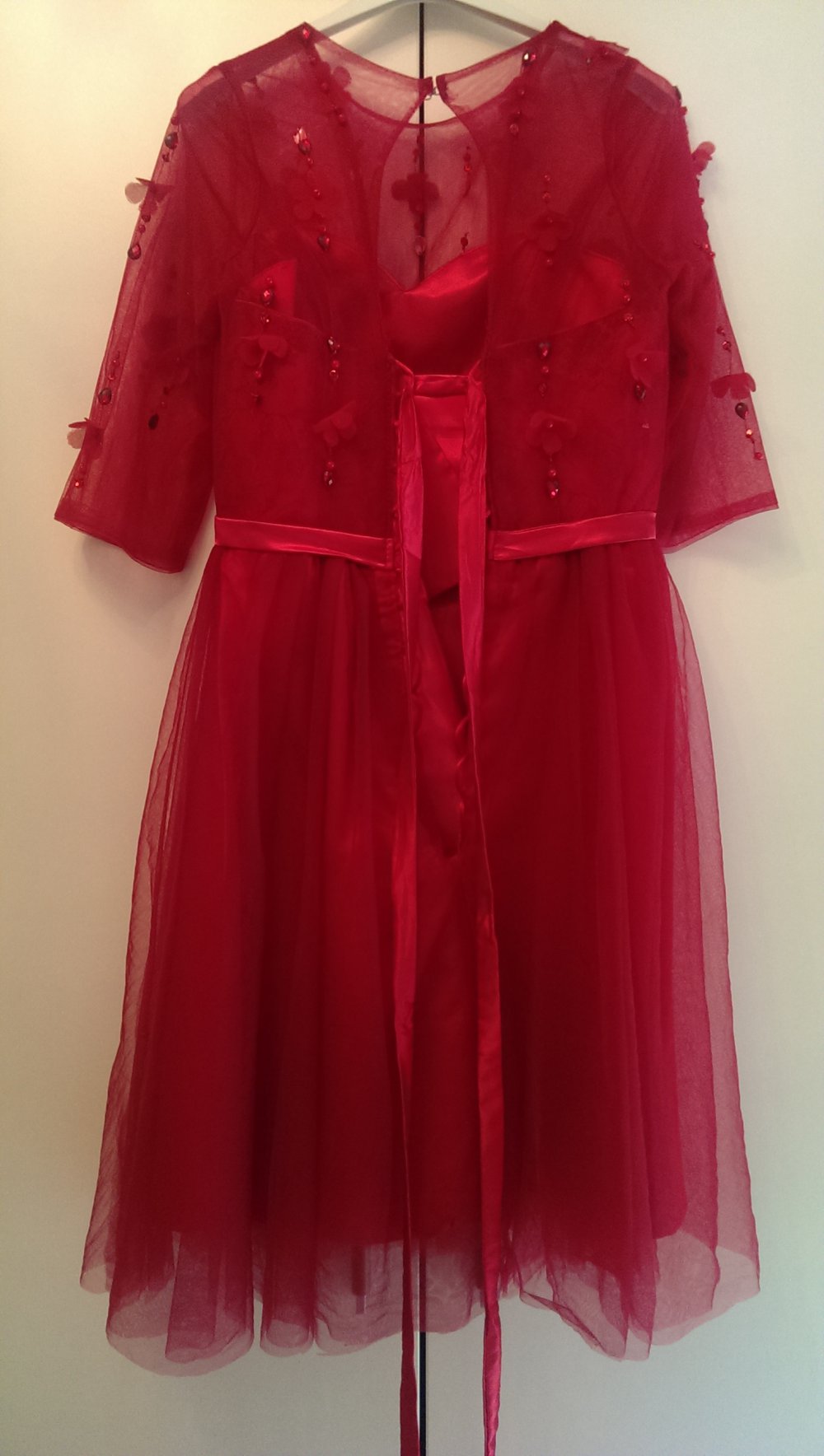 Wunderschönes Abschlussballkleid in dunkelrot