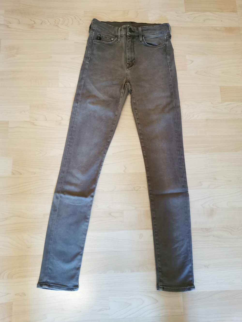 Dunkelgrüne Jeans von H&M