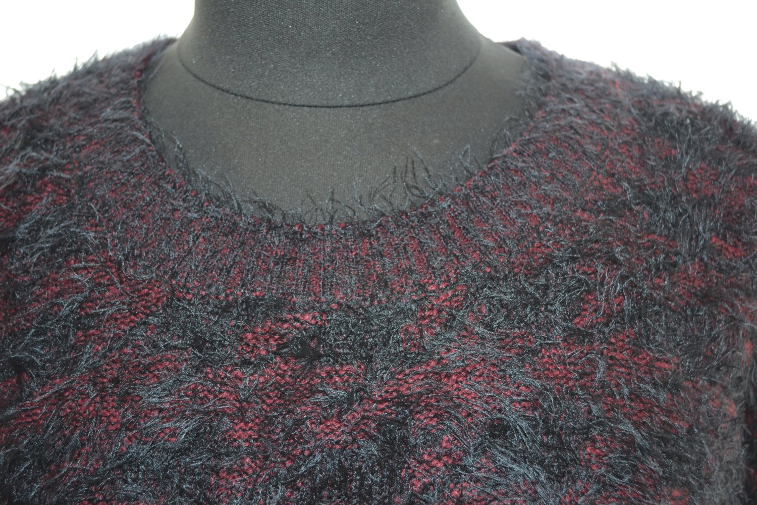 khujo Pullover Pulli Kuschelpulli Winterpulli warm weich dunkelrot rot schwarz Gr. S