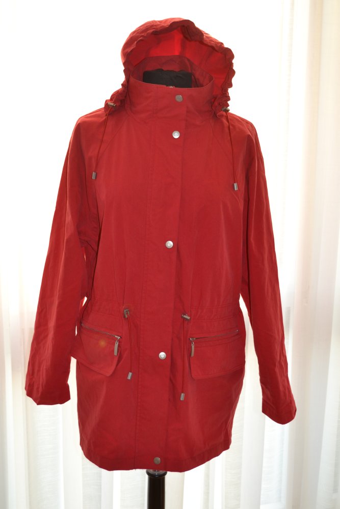 Parka, Jacke Sommerjacke mit Kapuze rot Gr. 40 mox
