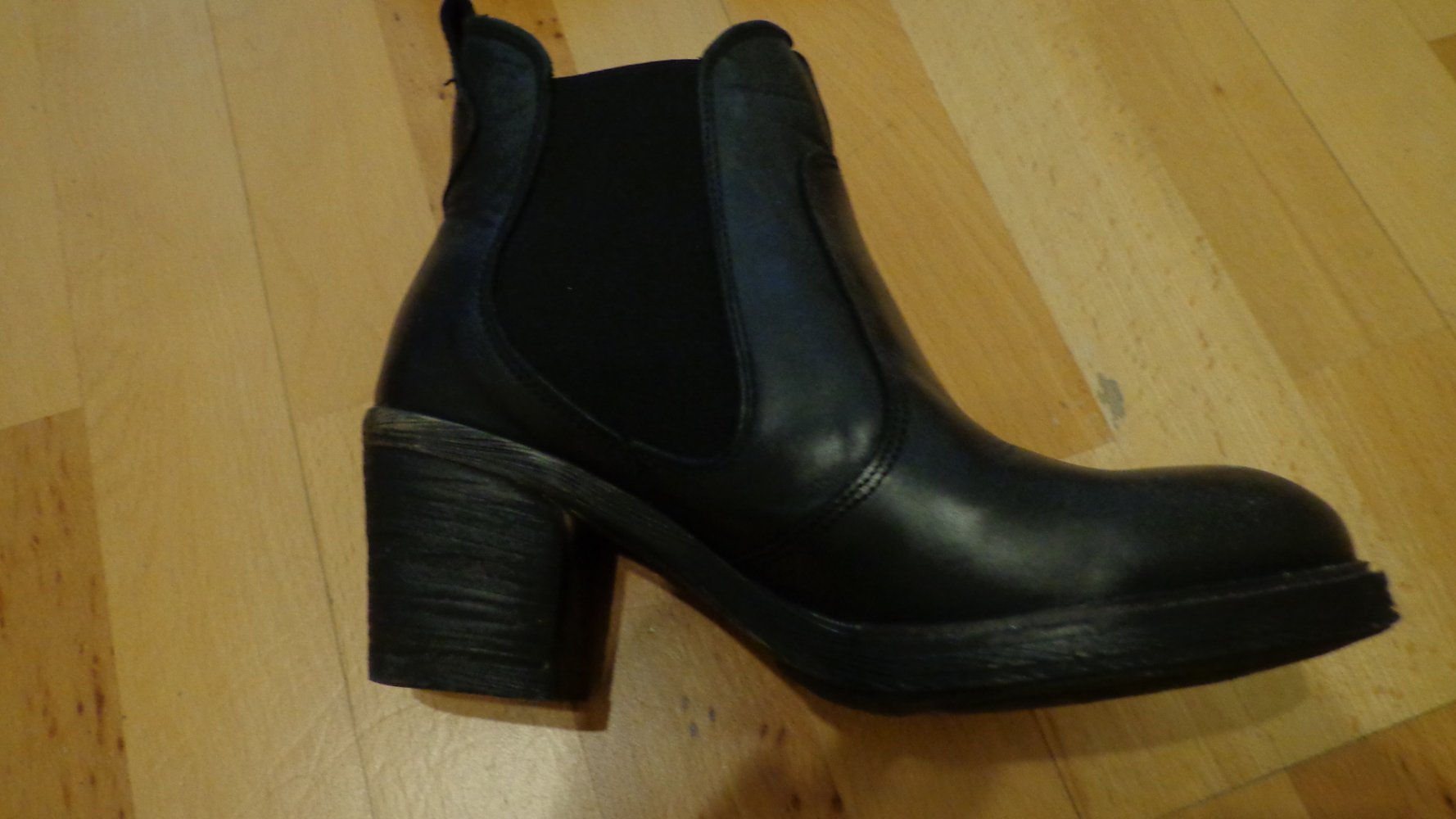 Jolana & Fenena Chelsea Boots, Gr. 38, keine Versandkosten