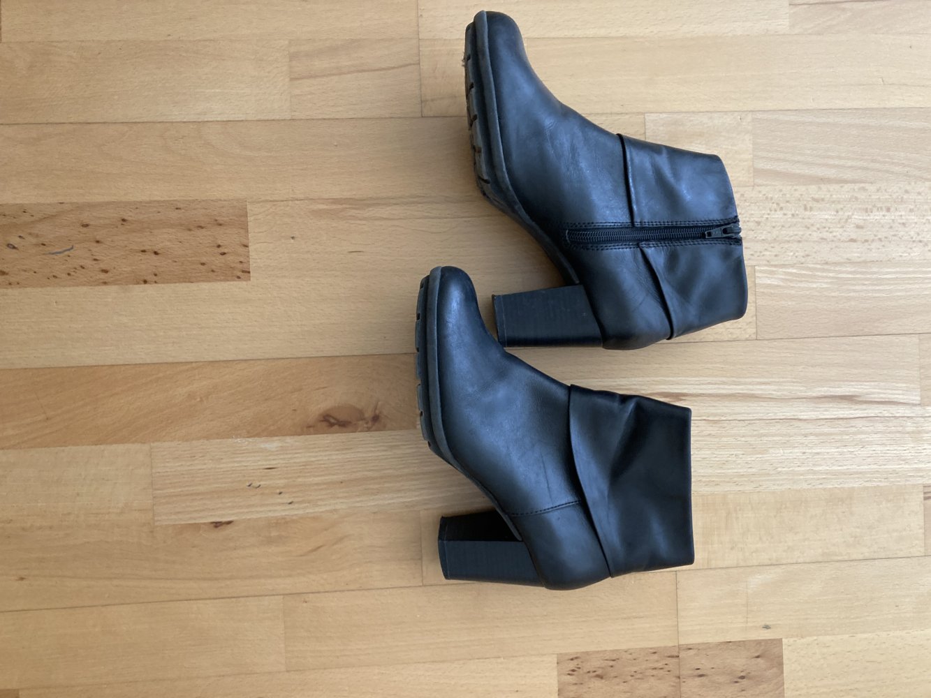 REDUZIERT Leder-Stiefelette, Gr. 38