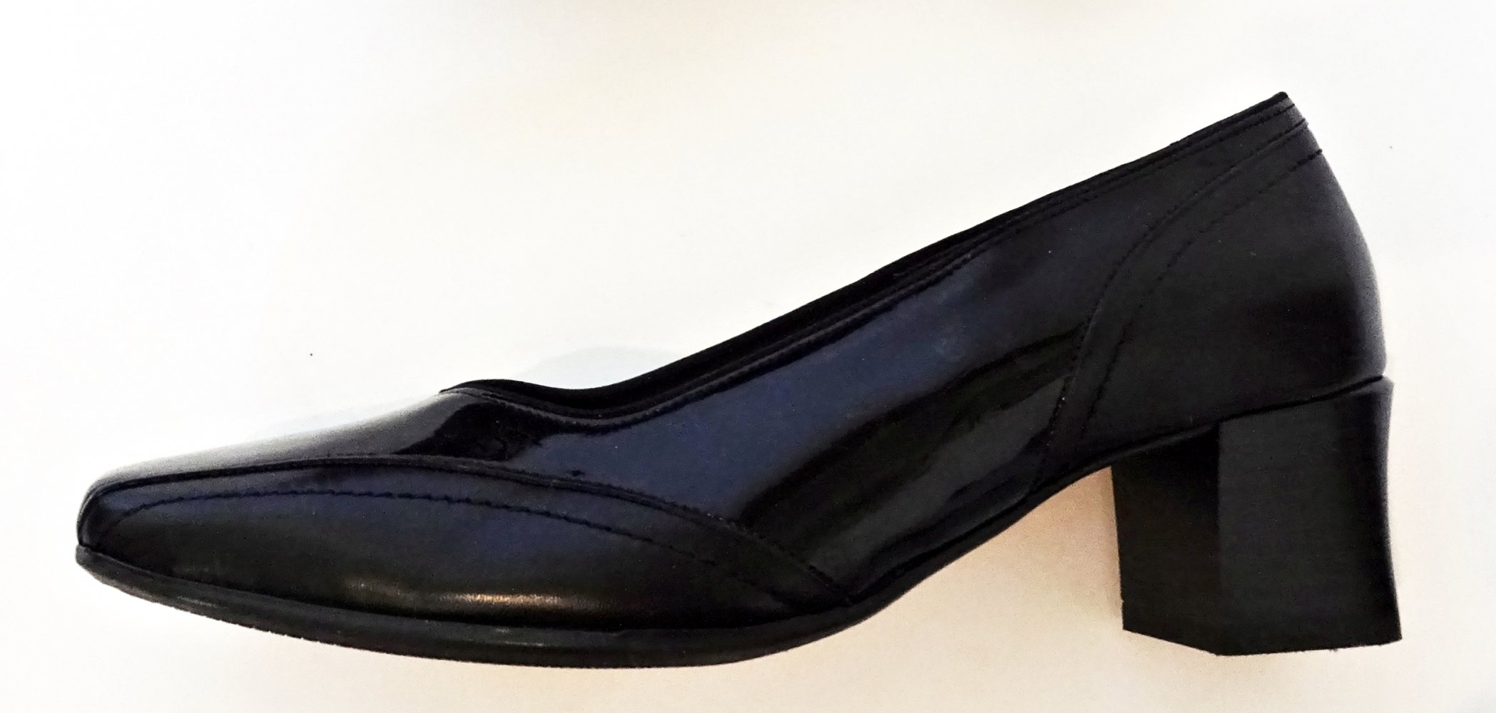 Schwarze Lackschuhe mit Blockabsatz Halbschuhe Karree Pumps Klassiker Schuhweite H Gr. 6 1/2 Gr. 40