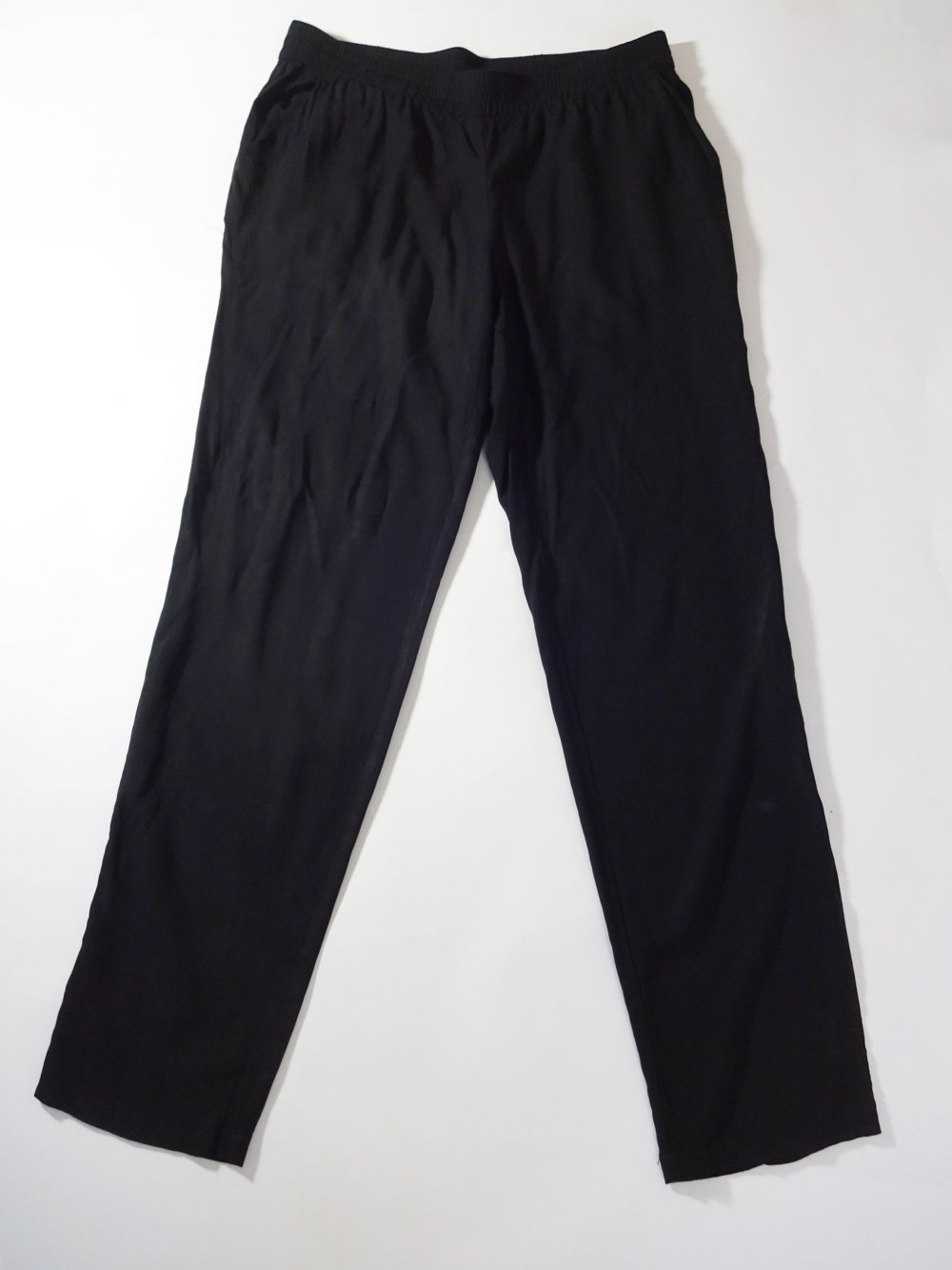 Schwarze Stoffhose Basic Gr. 42 Gr. M