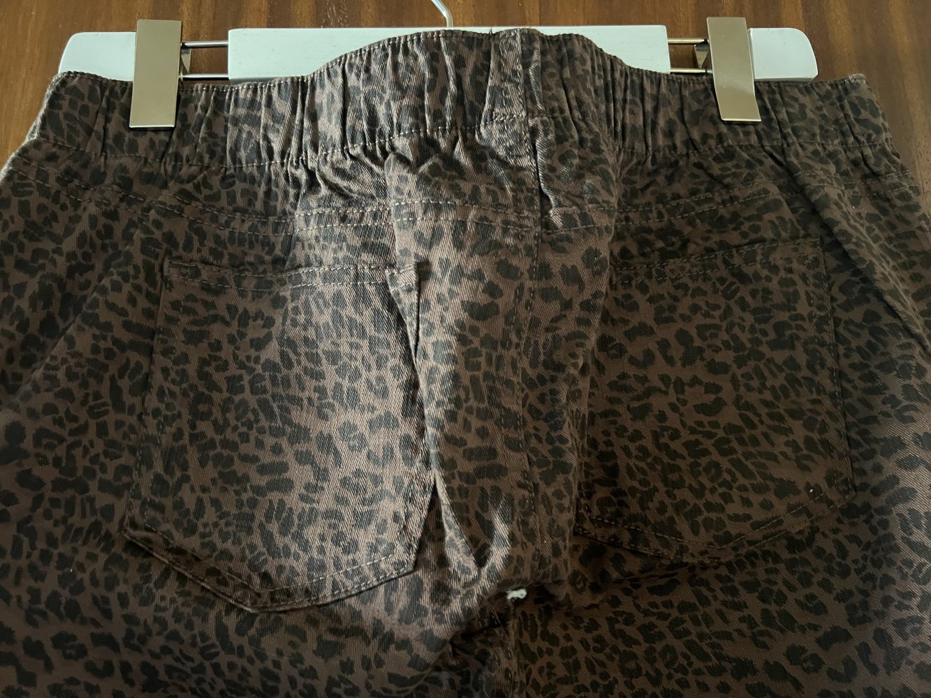 Hose Leo