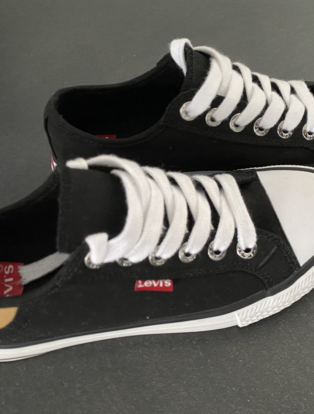 Levi’s sneaker Convers ähnlich gr 37