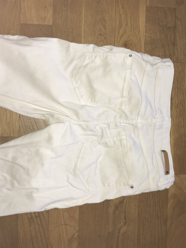 Weiße High Waist Jeans