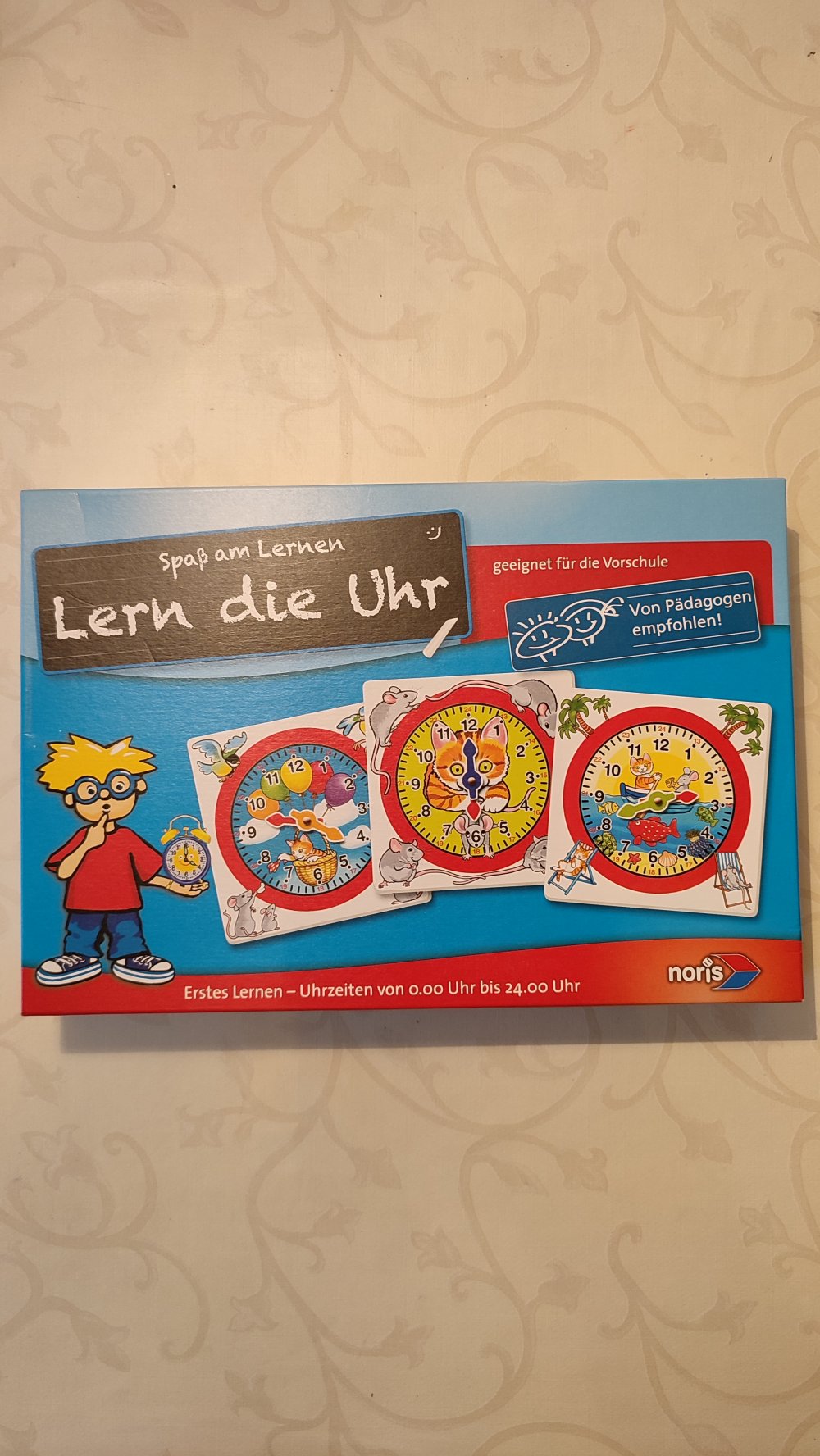 Spiel von Noris: Lern die Uhr