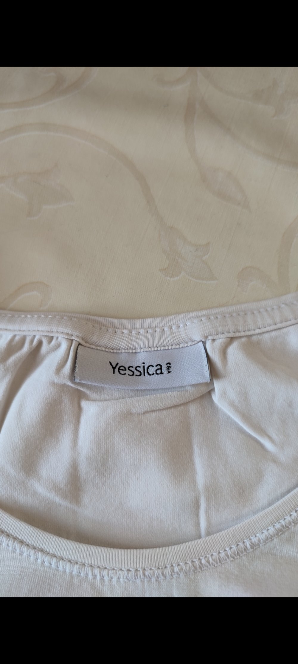 Set aus zwei Schwangerschaftsshirts