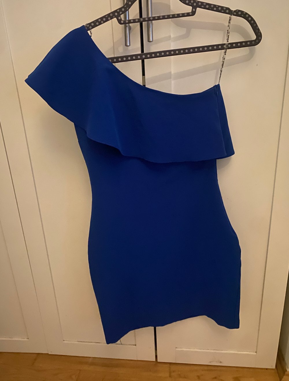 Kurzes Kleid