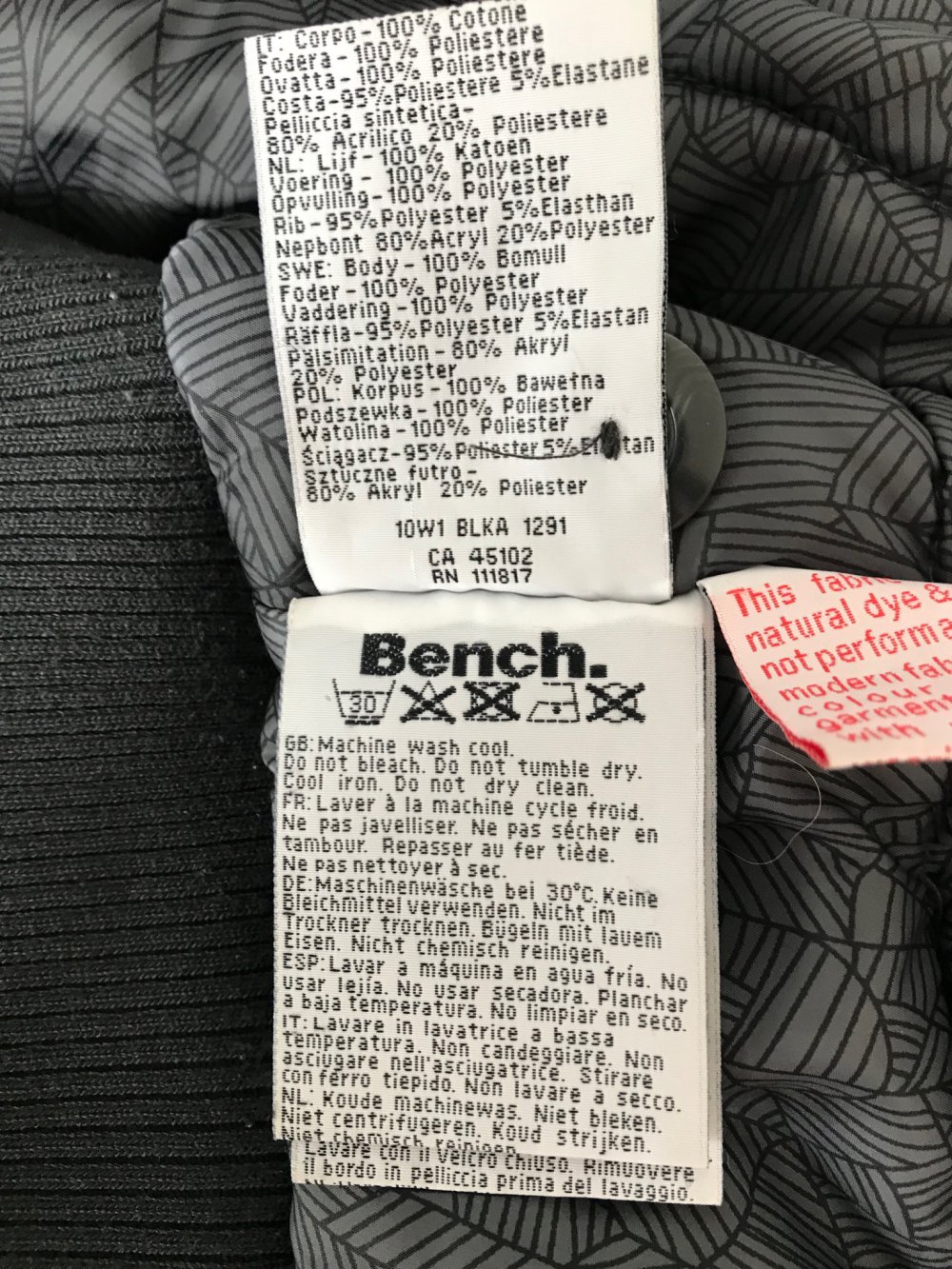 Bench Winterjacke mit Kunstfellkapuze 