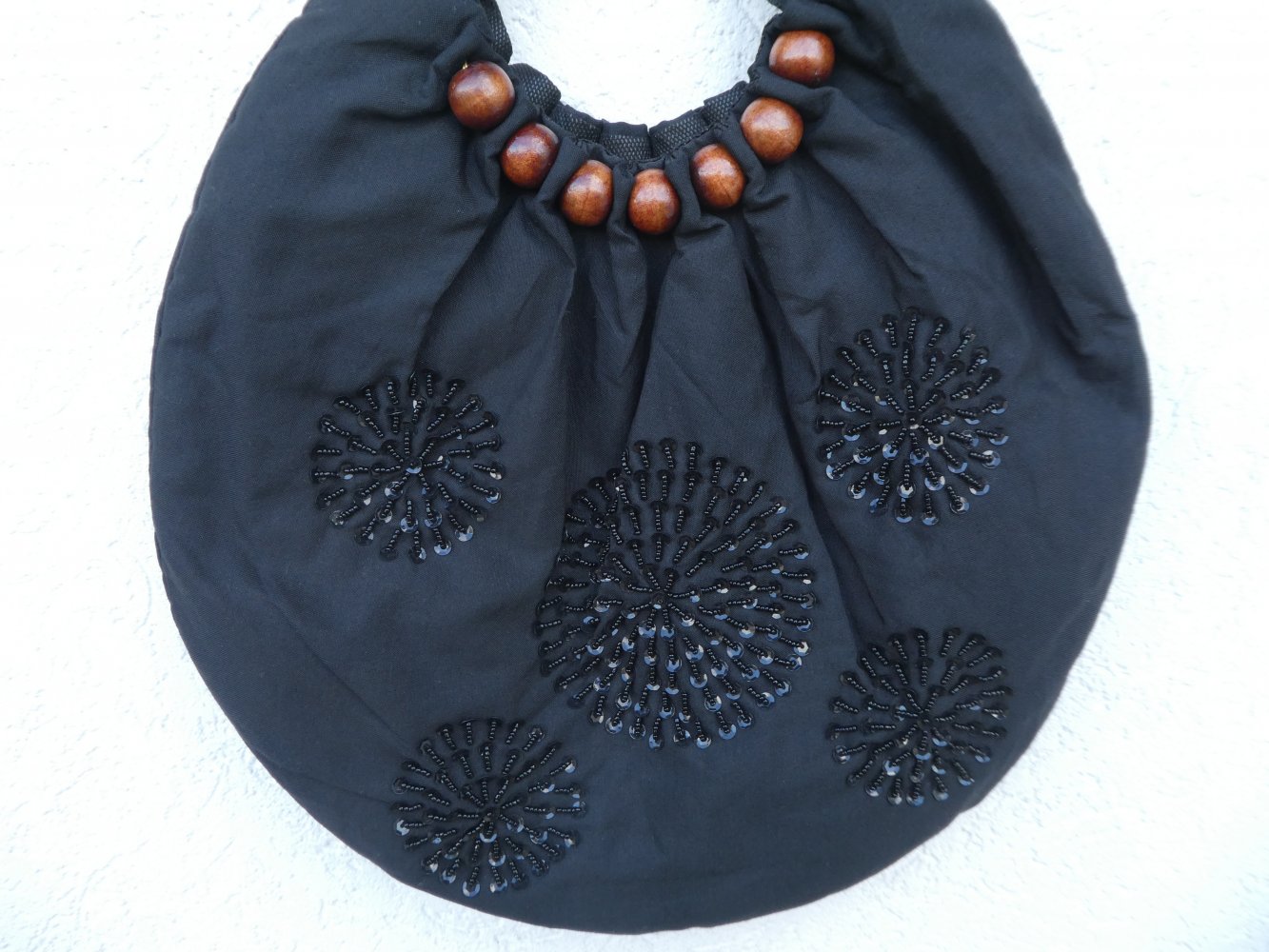 NEU - Tasche mit Pailletten, schwarz