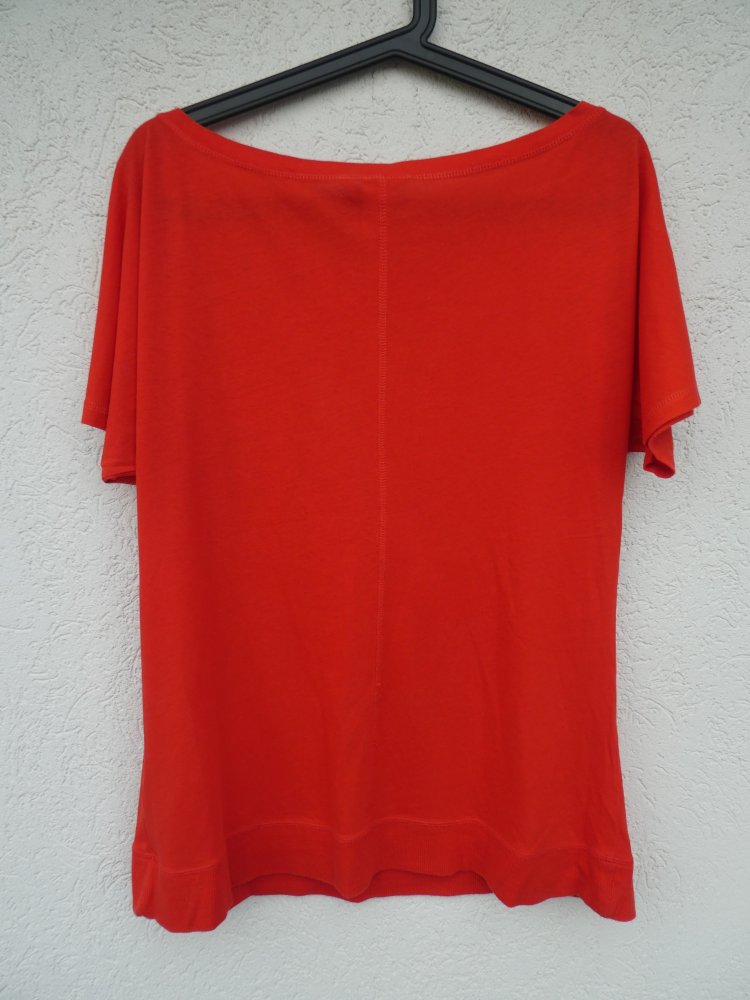H&M  – T-Shirt, rot mit Aufdruck - Gebraucht