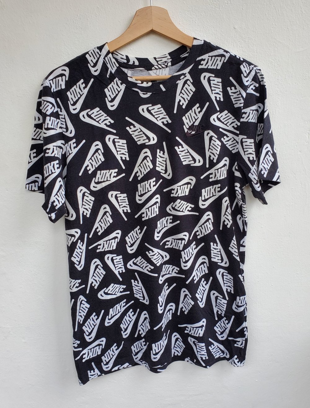 Shirt - S - Nike