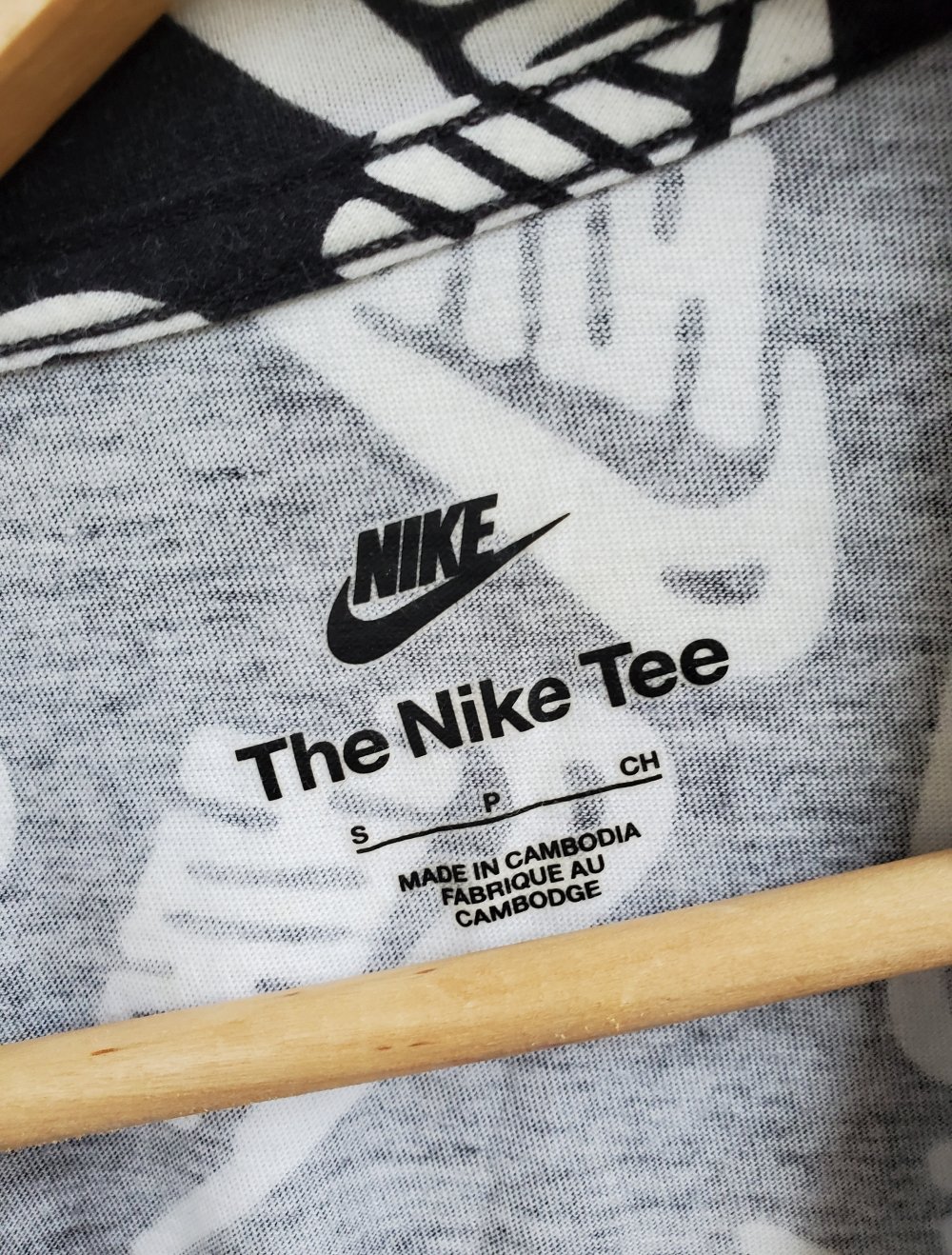 Shirt - S - Nike