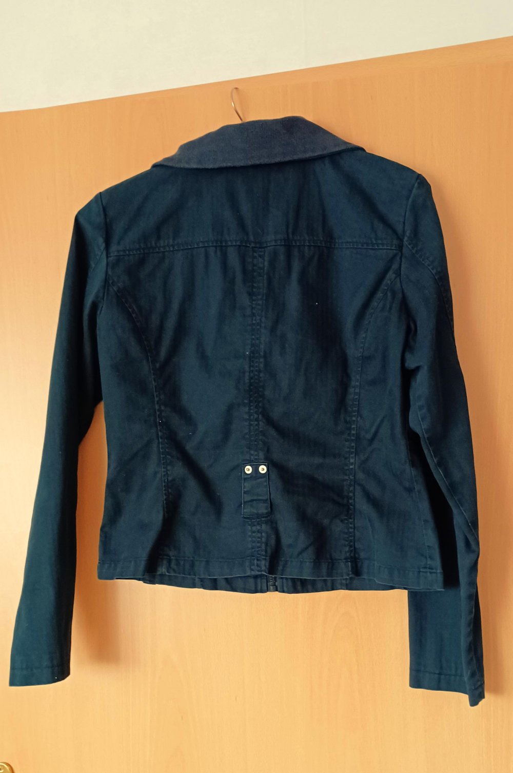 schwarze Jacke