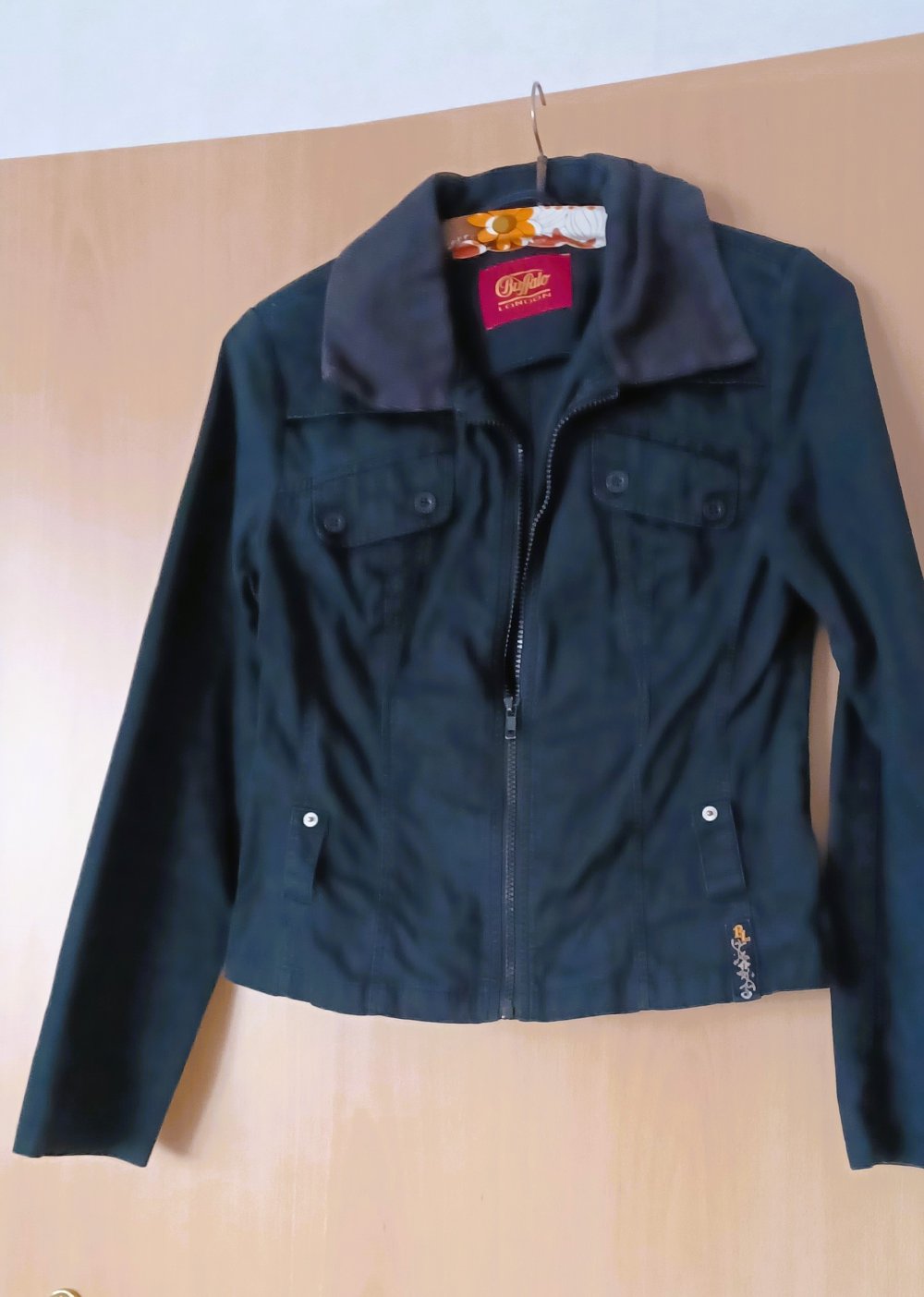 schwarze Jacke