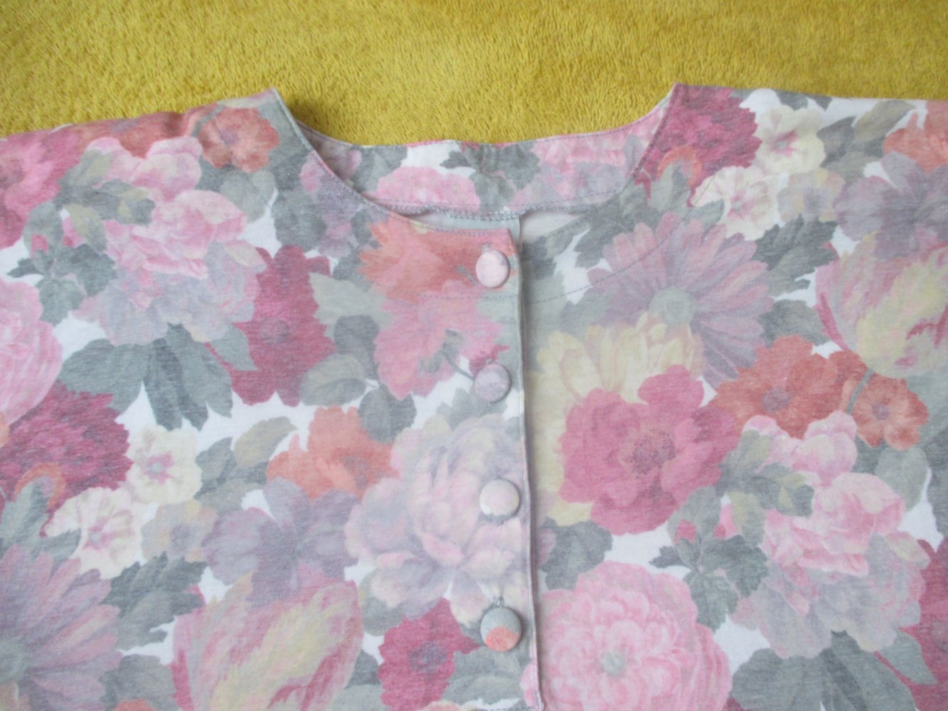 Original VINTAGE * Aquarell * Romantik * Rosen * Blumen * Blüten * DESIGNER * Langarm * Longsleeve * T- Shirt * Gr. 38- 40/ S- M * bunt * Pastell *